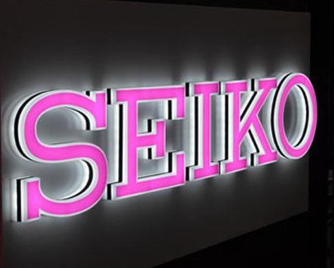 LED鋁邊發(fā)光字